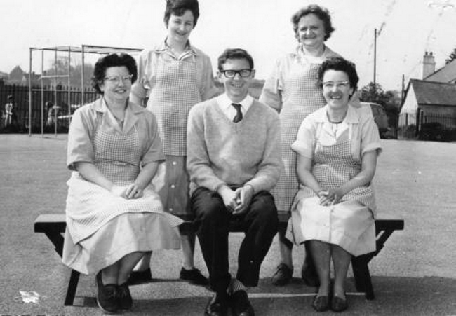 Bere Regis School in 1966 with Mr Stacey
